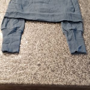 Long sleeve crop top